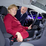 「VW｢e-Golf｣、独首相を招いてEV版を発表!【フランクフルトモーターショー】」の13枚目の画像ギャラリーへのリンク