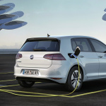 「VW｢e-Golf｣、独首相を招いてEV版を発表!【フランクフルトモーターショー】」の19枚目の画像ギャラリーへのリンク