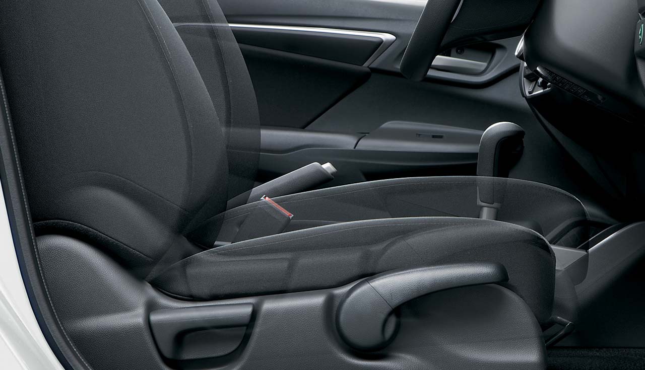 Mazda cx-3, dk5aw. Мазда демио 4 поколение. L package. Toyota land cruiser prado 2. Фит 2013 гибрид.