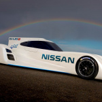 「画期的な日産の電動レースカーが世界初走行」の1枚目の画像ギャラリーへのリンク