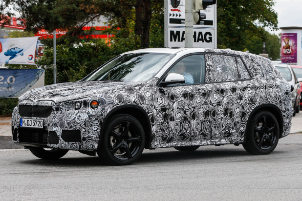 「BMW最小SUVの名は「FAST」と判明！」の3枚目の画像