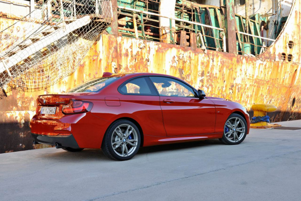 「BMW「2シリーズクーペ」画像ギャラリー ─ 噂のコンパクトクーペが本国フォトデビュー」の18枚目の画像