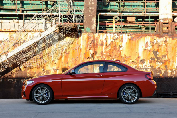 「BMW「2シリーズクーペ」画像ギャラリー ─ 噂のコンパクトクーペが本国フォトデビュー」の21枚目の画像