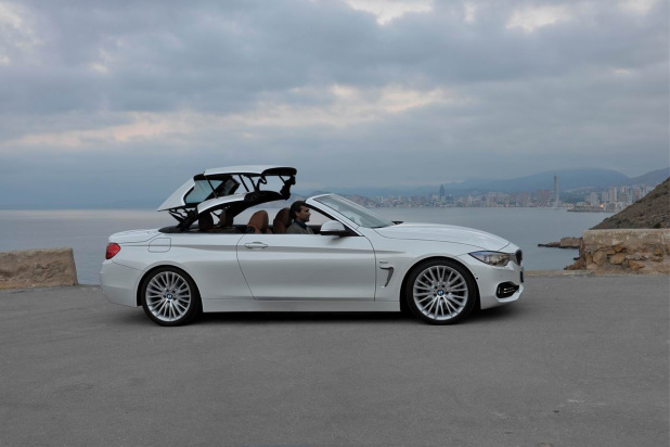 「BMW「4シリーズ・コンバーチブル」がフォトデビュー！」の18枚目の画像