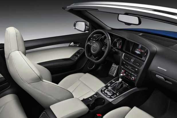 「究極のアウディ「RS 5 Cabriolet」「RS 6 Avant」「RS 7 Sportback」登場! RS 7の価格は1570万円」の15枚目の画像