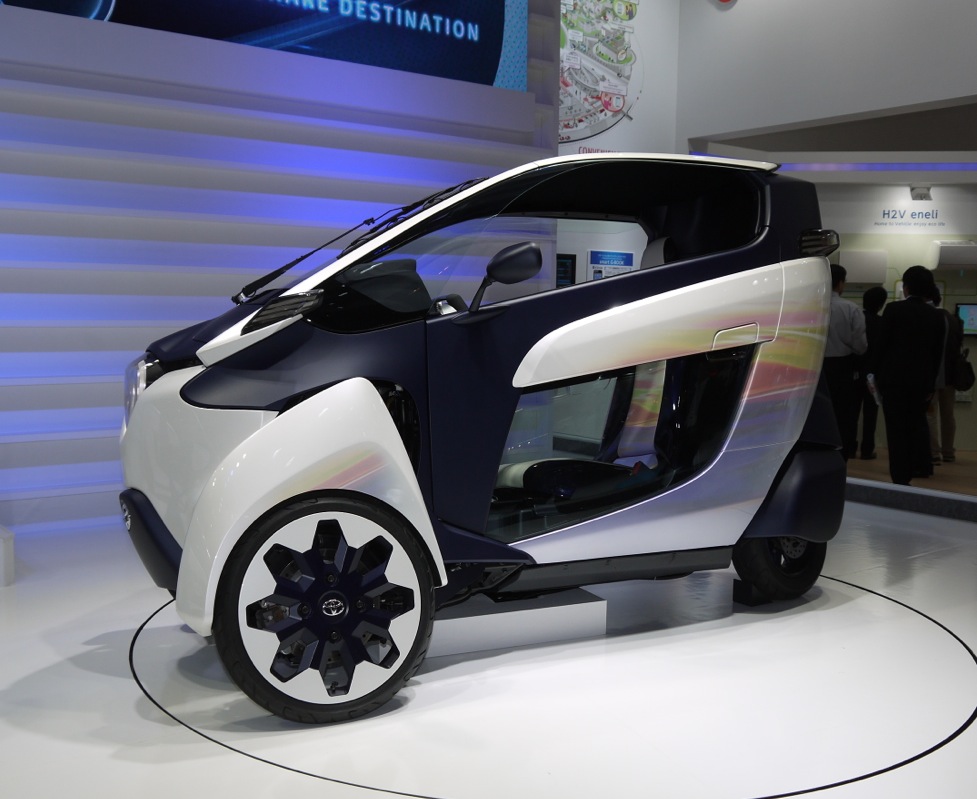 Toyota I Road 画像 トヨタが自動運転を Its世界会議東京2013 で披露 Clicccar Com