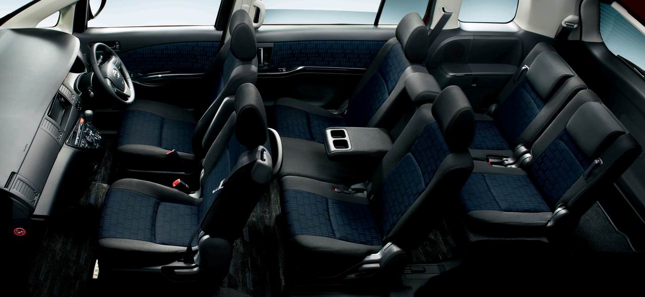 Toyota Isis1310 05 画像 トヨタのミニバン アイシス がマイナーチェンジと特別仕様車発売 Clicccar Com