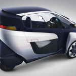 トヨタが2015年市販の予定の燃料電池車を展示【東京モーターショー2013】 - 2013i-road_003