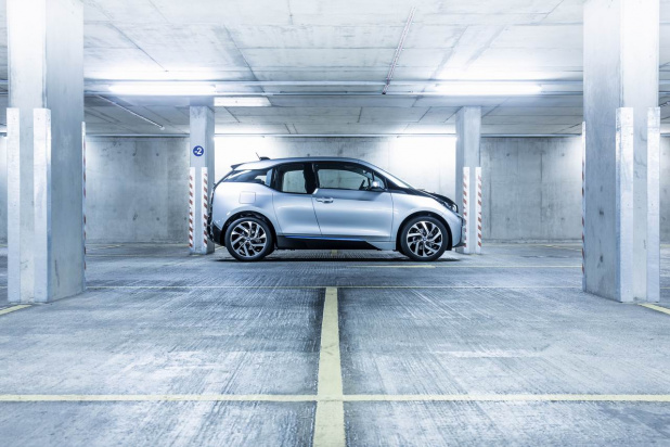 「BMW i3画像ギャラリー  ─ アルミとCFRP多用のEVは2014年4月5日発売開始」の26枚目の画像