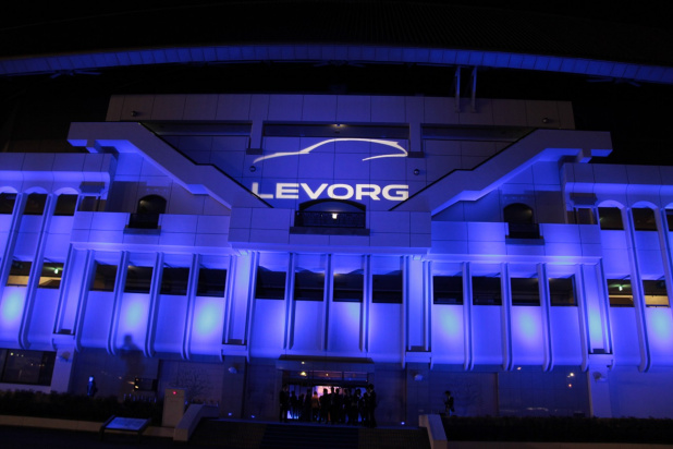 「スバル「レヴォーグ」への期待の大きさが表れた「LEVORG STAR NIGHT」」の3枚目の画像