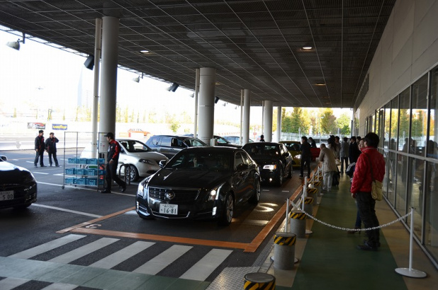 「東京モーターショーには出展しないアメリカ車はメガウェブで!」の6枚目の画像