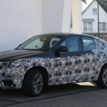 新型BMW X4のインパネ独占初公開スクープ! - BMW X4 sidefront
