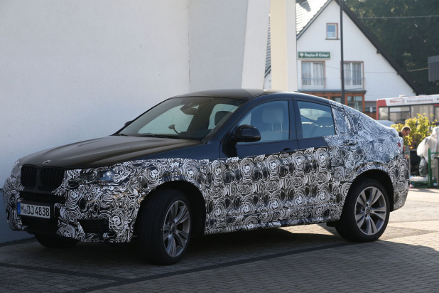 「新型BMW X4のインパネ独占初公開スクープ!」の5枚目の画像