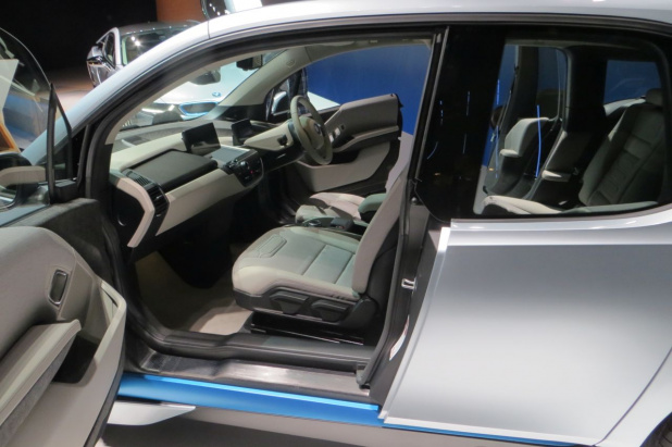 「BMW i3/i8、価格は8％の消費税込みで499万円から1917万円で登場!」の4枚目の画像
