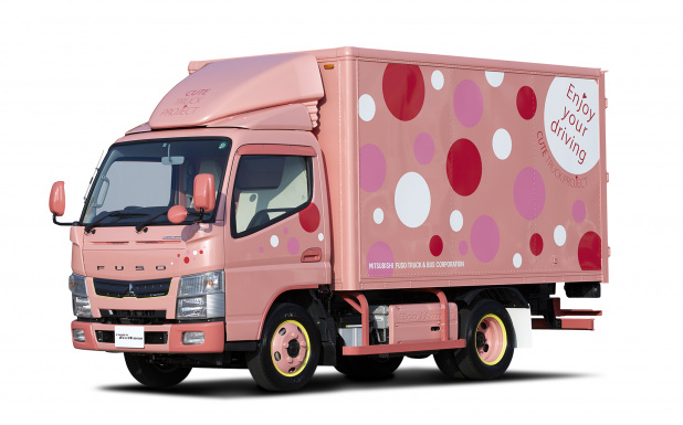 「Berryz工房の「ももち」も登場! 働く女性のためのピンクのトラック【東京モーターショー2013】」の7枚目の画像