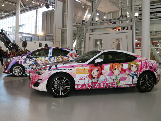 「トヨタが売る痛車「ラブライブ！」市販バージョンがお披露目された！【お台場モーターフェス】」の5枚目の画像