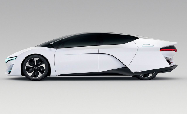 「[動画]ホンダ「FCEV CONCEPT」超未来的な燃料電池車は発電機にも【ロスアンゼルスオートショー2013】」の5枚目の画像