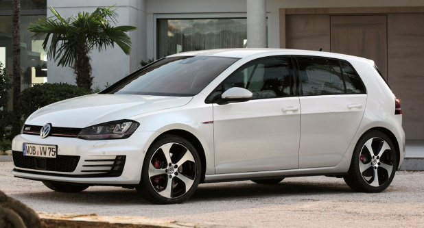 「輸入車シェア8%突破! VW、ベンツの低価格モデルが好調」の3枚目の画像