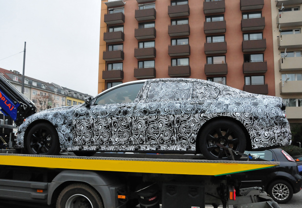 「新型BMW 5シリーズ・セダンを初生スクープ!!」の4枚目の画像