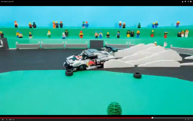 「レゴで表現するドリフトが驚異の臨場感!【動画】」の1枚目の画像