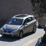 初のFF、BMW225iアクティブツアラー撮影現場潜入スクープ! - bmwtourer.j04