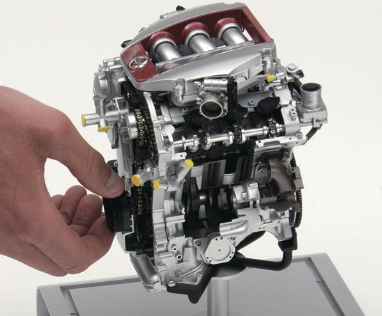 日産GT-Rのエンジンだけを組み立てるキット「週刊 NISSAN R35 GT-R