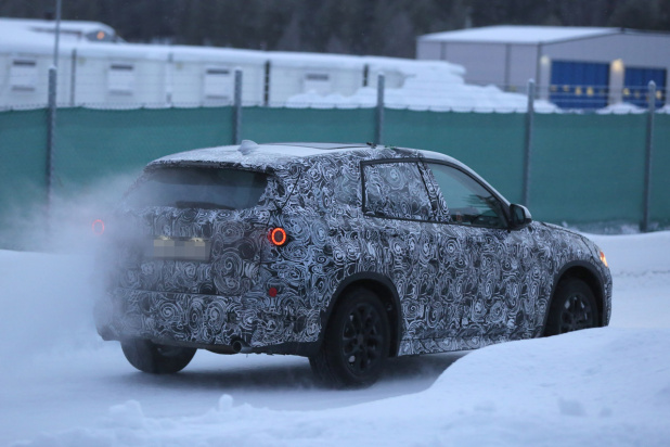 「新型BMW X1耐寒テストに初登場スクープ!」の8枚目の画像