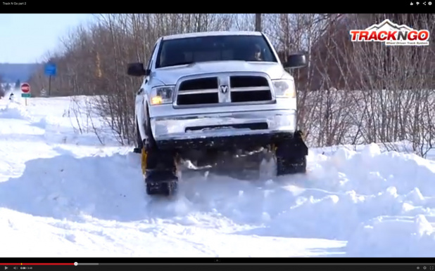 「クルマを雪上で自由自在に走らせる新装備【動画】」の1枚目の画像