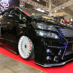 「カスタムカーコンテストミニバン部門はレクサスマスクのSIXTHSENSE JOULE VELLFIRE【東京オートサロン2014】」の5枚目の画像ギャラリーへのリンク