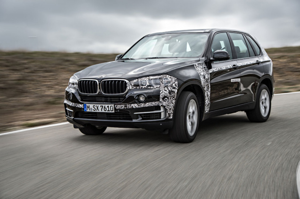 「BMW X5プラグインハイブリッド・プロトタイプを発表！CO2排出量は90g/km」の3枚目の画像