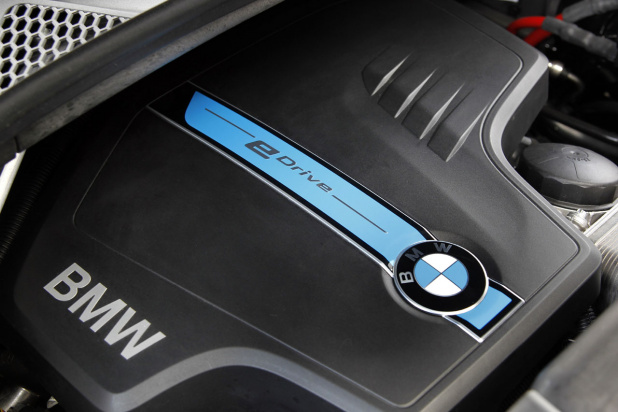 「BMW X5プラグインハイブリッド・プロトタイプを発表！CO2排出量は90g/km」の5枚目の画像