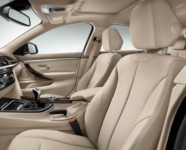 「BMW「4シリーズ・グランクーペ」動画・画像ギャラリー ─ クーペなのに4ドアの贅沢モデル」の10枚目の画像
