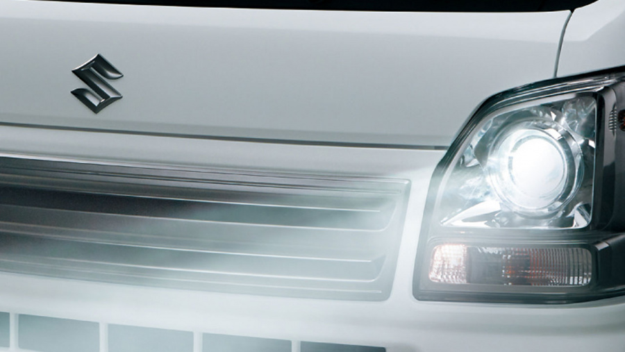 軽トラ初 スズキ キャリイ になんとhidヘッドライト Clicccar Com