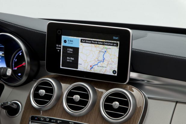 「Appleが車載インフォテイメント「CarPlay」発表でカーナビがなくなる日が来る!?」の2枚目の画像