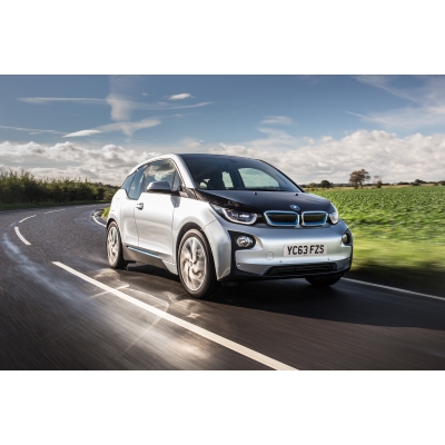 「BMW『i3』画像ギャラリー – 次世代電気自動車のデザインと未来感」の12枚目の画像