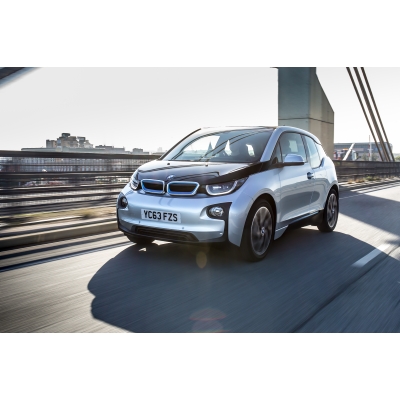 「BMW『i3』画像ギャラリー – 次世代電気自動車のデザインと未来感」の6枚目の画像
