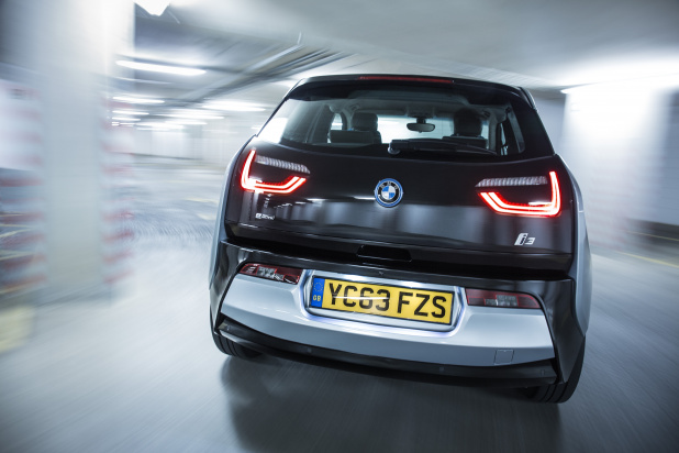「BMW『i3』画像ギャラリー – 次世代電気自動車のデザインと未来感」の2枚目の画像