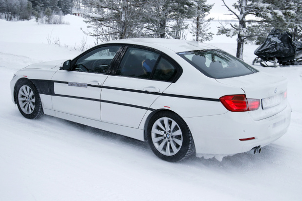 「BMWが3シリーズにプラグイン・ハイブリッド投入!」の4枚目の画像