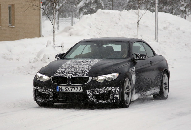 「新型BMW M4カブリオレをフルヌード・スクープ!」の1枚目の画像