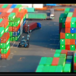 これはカワイイ! まるでミニカーが運ぶレゴブロック【動画】 - Container_Stacking_01