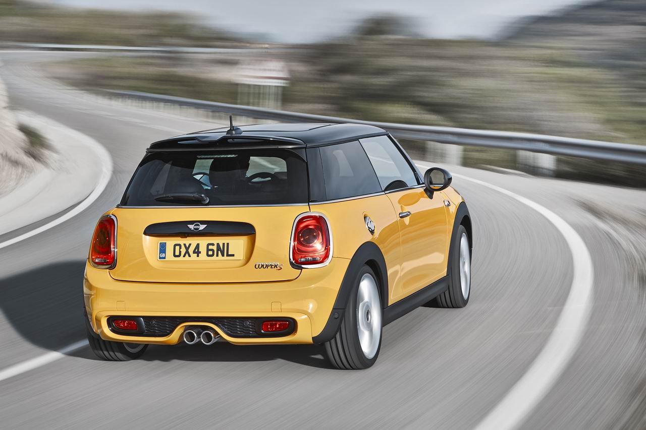 F56_3rd_MINI_P90134604 画像｜新型MINIは初代より全長が76cmも伸びてミニなのか? | clicccar.com