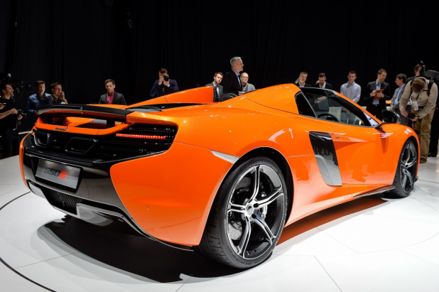 「0-100km/h加速を3.0秒!「McLaren 650S Spider」をワールドプレミア」の2枚目の画像