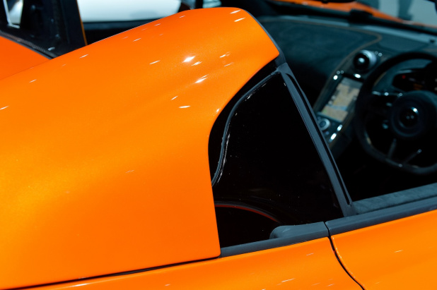 「0-100km/h加速を3.0秒!「McLaren 650S Spider」をワールドプレミア」の4枚目の画像