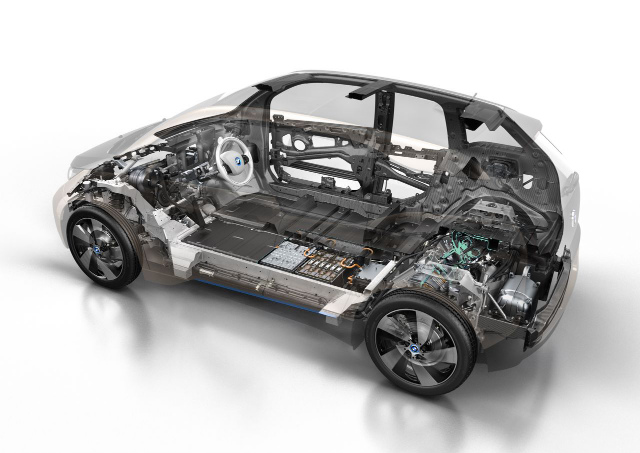 「BMW i3のフル加速には新たな感動【試乗その2/動画】」の9枚目の画像