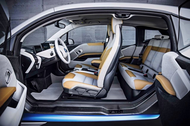 「BMW「i3」は航続300kmで実質価格471万円!」の7枚目の画像