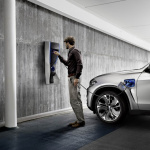 「BMWがプラグインハイブリッドX5コンセプトをNYで発表」の10枚目の画像ギャラリーへのリンク