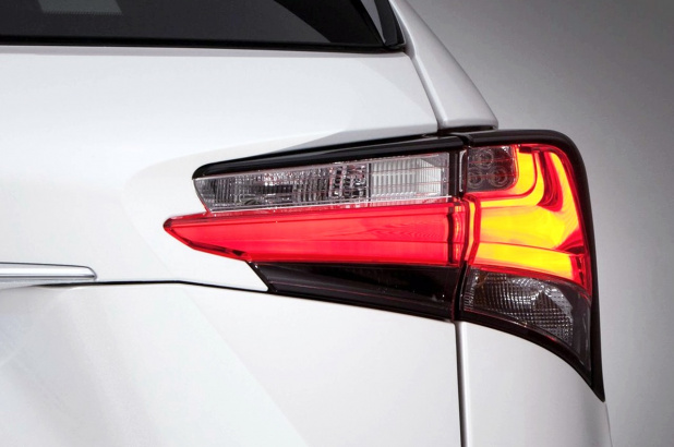 「レクサスの新型SUV｢NX｣は2014年7月末に国内発売か?」の8枚目の画像