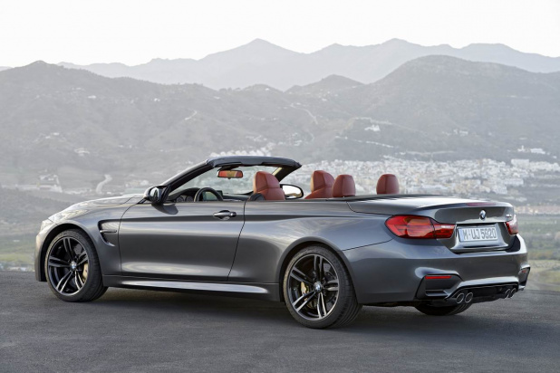 「BMW「M4 コンバーチブル」画像ギャラリー ― 3分割メタルトップで3.0リッターターボ」の2枚目の画像