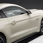 「フォード新型「マスタング」画像ギャラリー ― 注目のマスタング50周年記念車」の11枚目の画像ギャラリーへのリンク