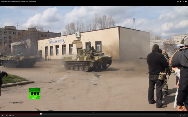「ウクライナで戦車がちょっと物騒なドリフトを披露！【動画】」の1枚目の画像